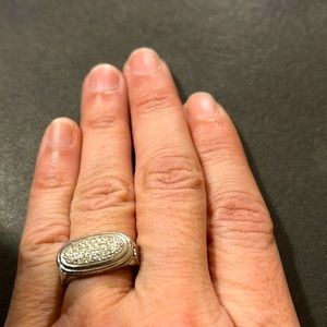 John Hardy Diamond/Sterling Silver 925 Chainlink Ring. Approx .35 ctw